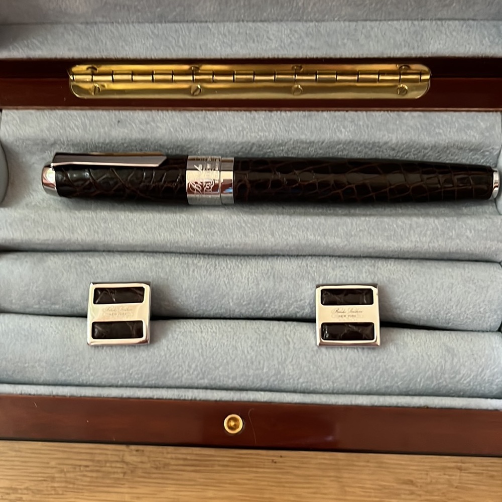 Brooks Brothers Limited Edition Pen And Cuff Links In… Gem